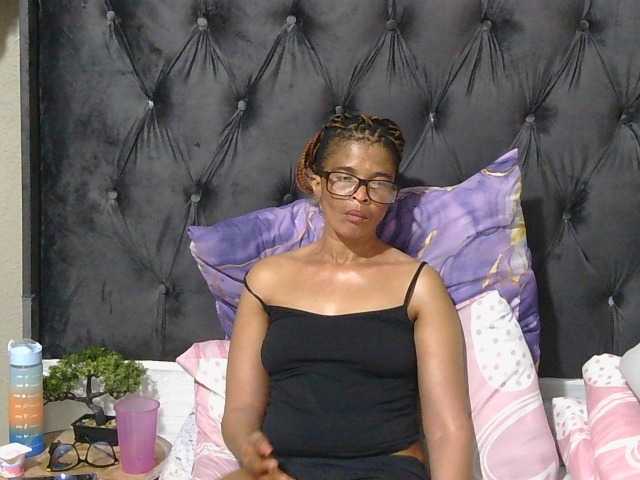 Bianca live cam on BongaCams