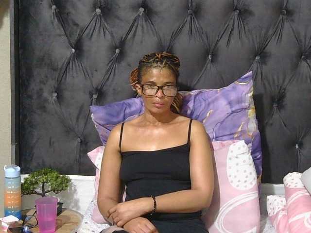 Bianca live cam on BongaCams