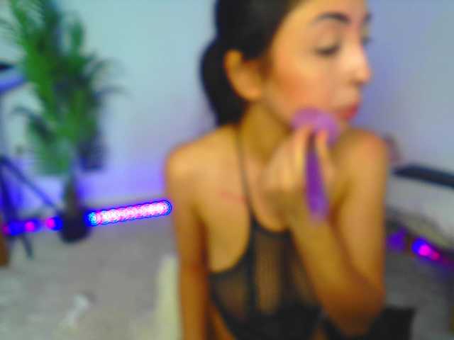 Awesome-Jolie Nude Live Sex Shows