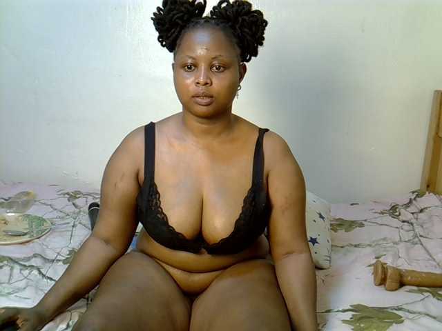 Prettyj live cam on BongaCams
