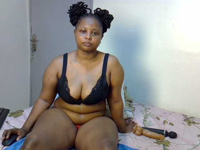 Prettyj live cam on BongaCams