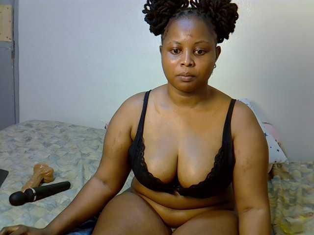 Prettyj live cam preview