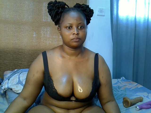 Prettyj live cam on BongaCams