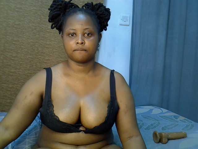 Prettyj live cam on BongaCams