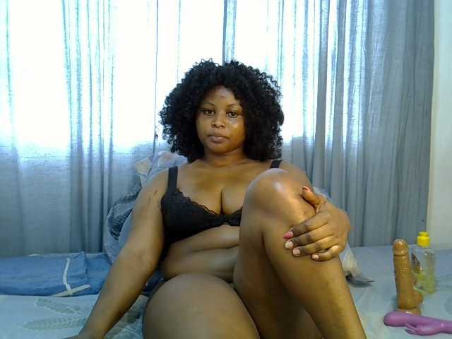 Prettyj live cam preview