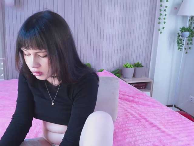 IsabellDesire live cam on BongaCams