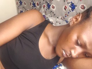 Sexygirly2's Live Webcam