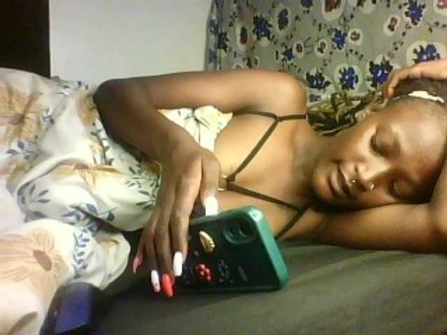 Sexygirly2 — live female cam
