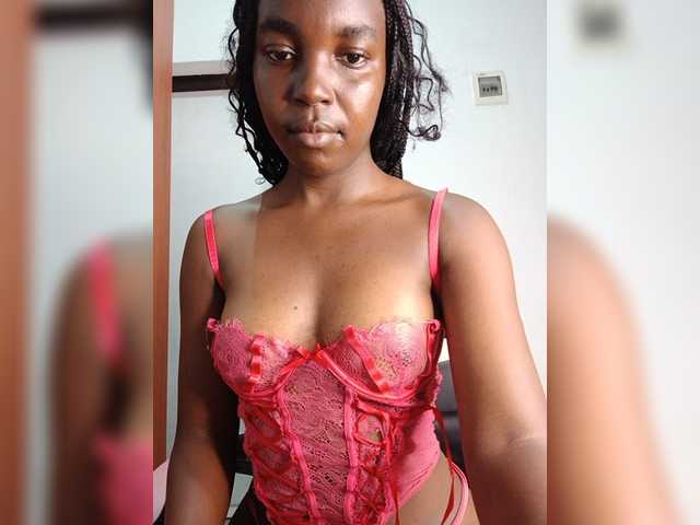 Seatlally live cam on BongaCams