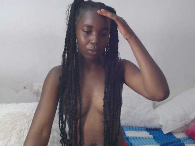 Seatlally live cam on BongaCams