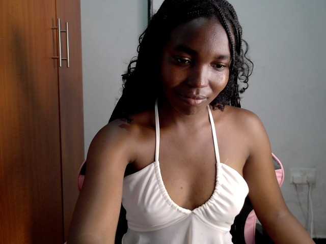 Seatlally live cam on BongaCams