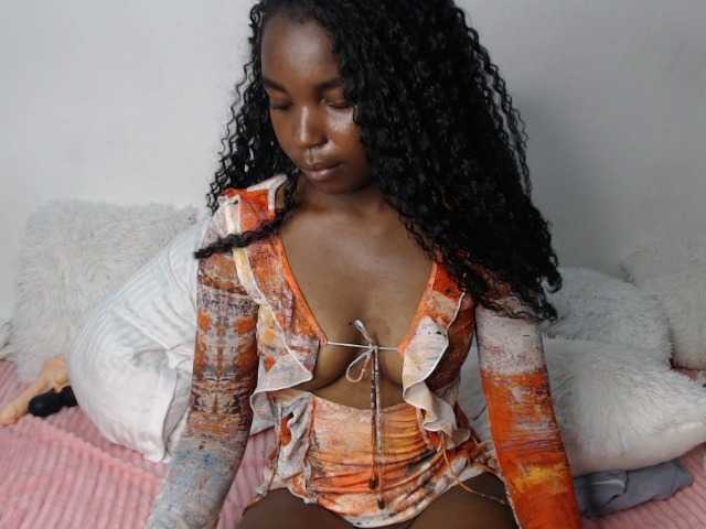 Seatlally live cam on BongaCams