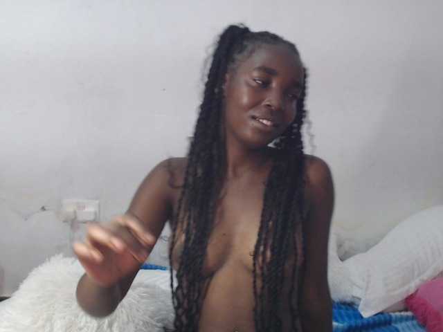 Seatlally live cam on BongaCams
