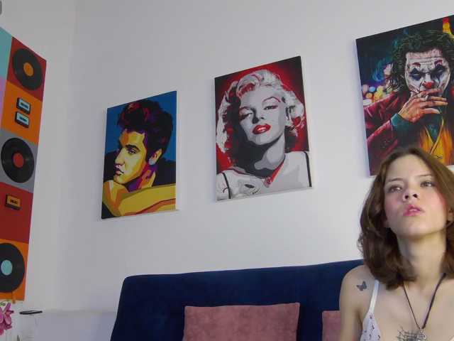 Sophia-Vegga- live cam on BongaCams