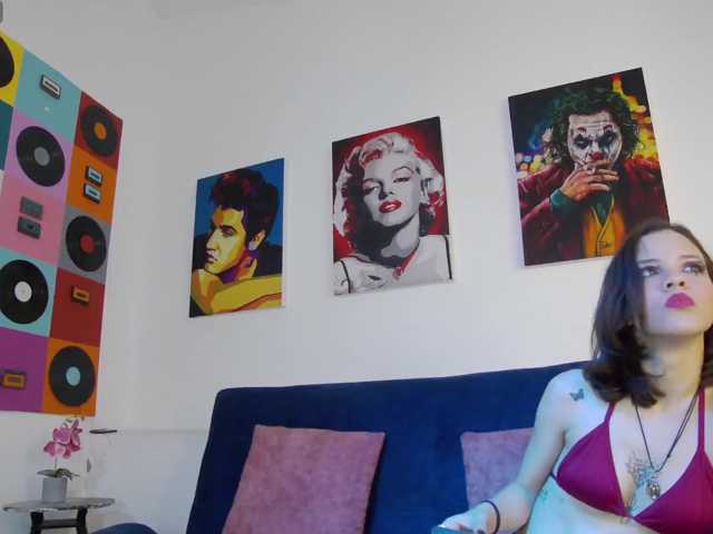 Sophia-Vegga- live cam on BongaCams