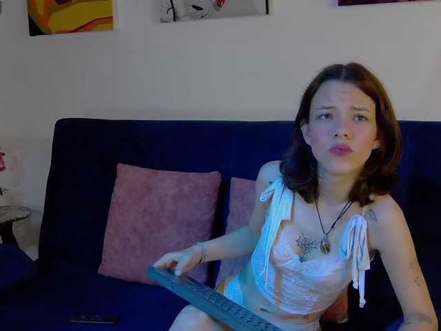 Sophia-Vegga- live cam on BongaCams