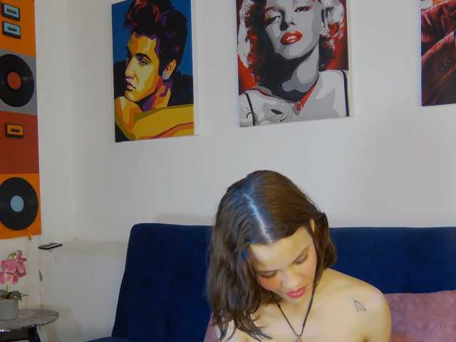 Sophia-Vegga- live cam on BongaCams