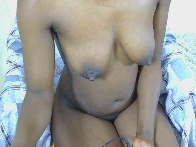 Prettyolie webcam