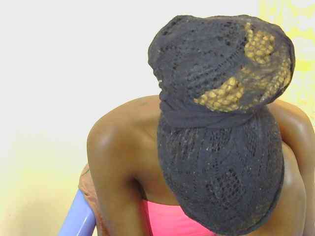 Prettyolie webcam