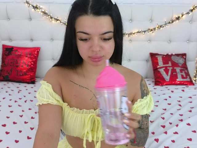 Misss-Velvet live cam on BongaCams