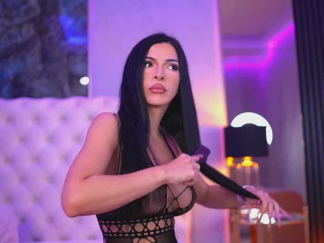 NouraMalvi live cam on BongaCams