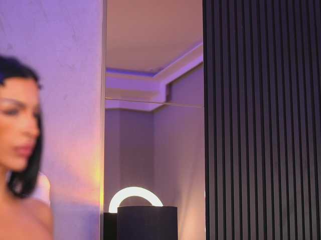 NouraMalvi live cam on BongaCams