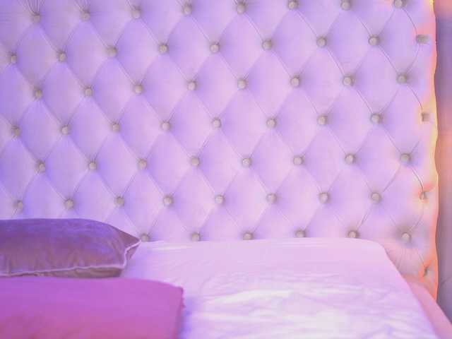 NouraMalvi live cam on BongaCams