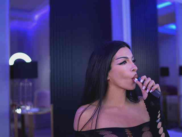NouraMalvi Live Webcam on BongaCams