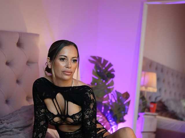 NicoleBella