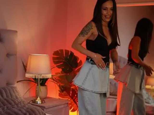 NicoleBella