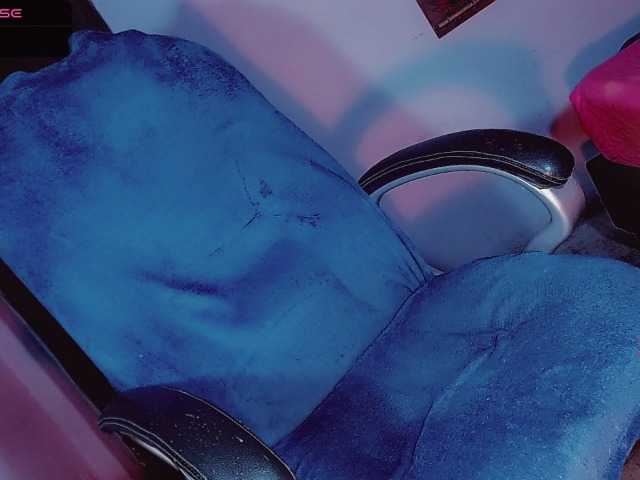 Huguecumts — live trans cam