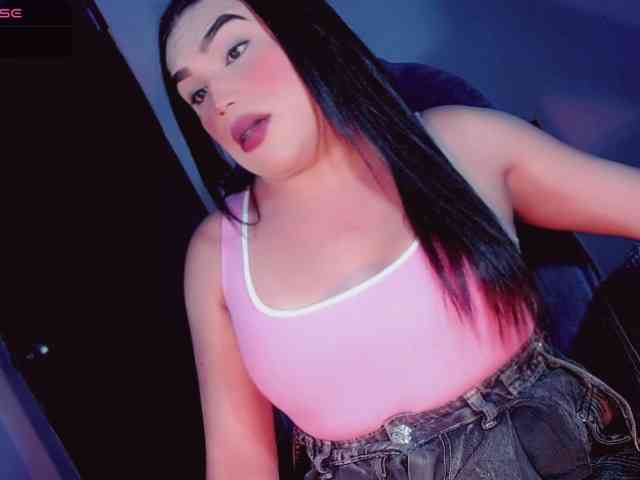 Huguecumts Live Webcam on BongaCams