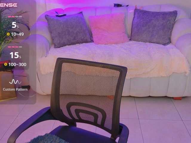 SamanthaConnoer1 live cam on BongaCams