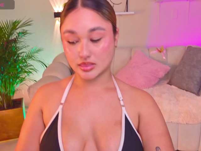 SamanthaConnoer1 live cam on BongaCams