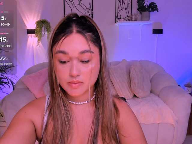SamanthaConnoer1, en directo ahora en BongaCams
