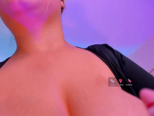 SamanthaConnoer1 live cam on BongaCams