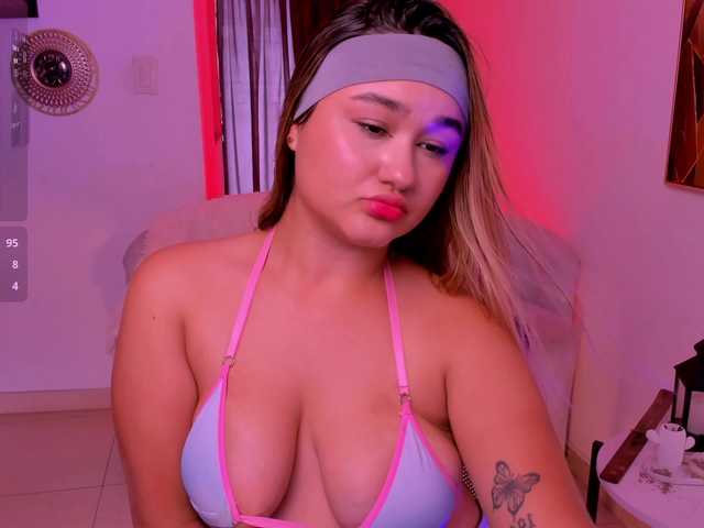 SamanthaConnoer1 live cam on BongaCams