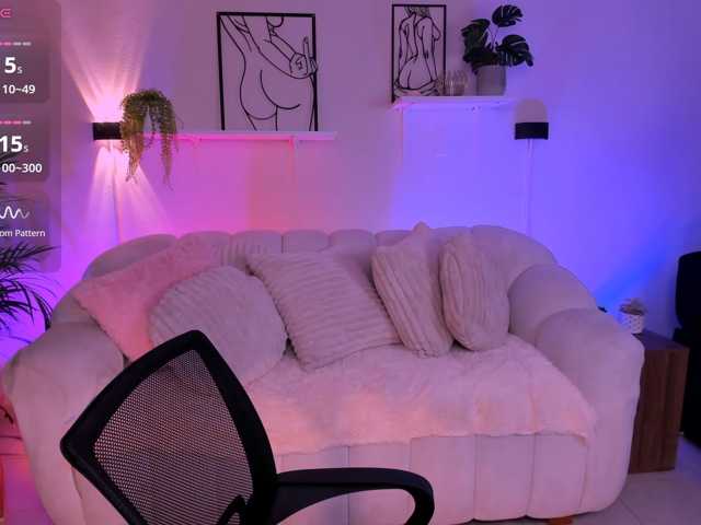 SamanthaConnoer1, en directo ahora en BongaCams