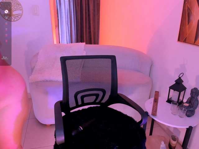 SamanthaConnoer1 live cam on BongaCams