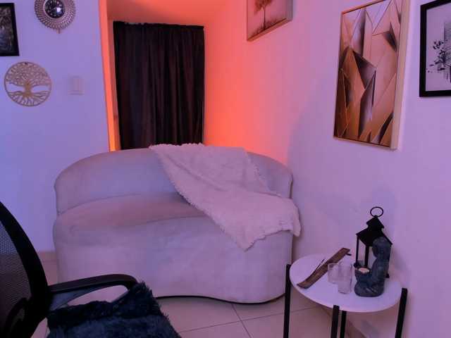 SamanthaConnoer1 live cam on BongaCams