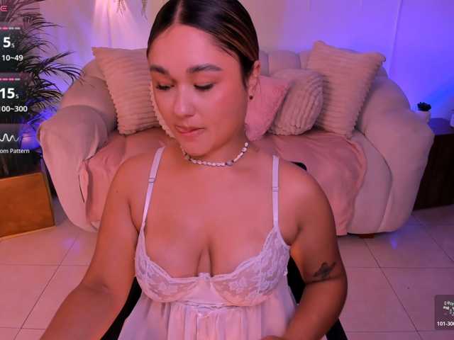 SamanthaConnoer1 live cam on BongaCams