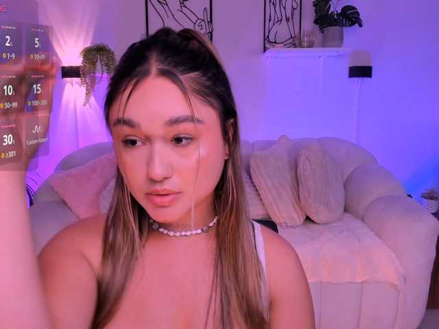 SamanthaConnoer1 live cam on BongaCams