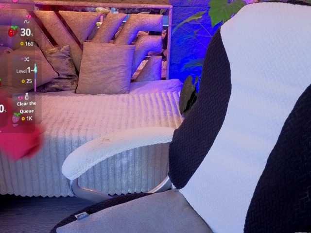 Luna-azul live cam on BongaCams