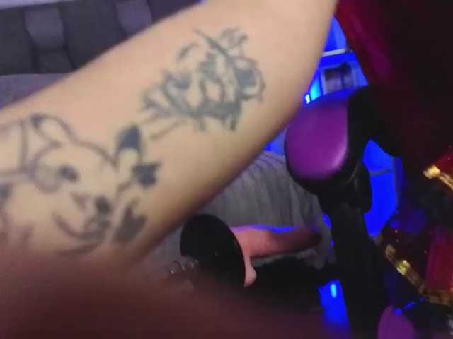 Luna-azul live cam on BongaCams