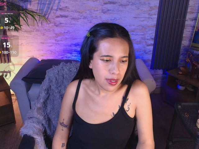 Luna-azul live cam on BongaCams