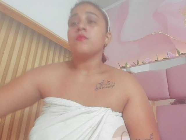 MimiRose1 live cam on BongaCams