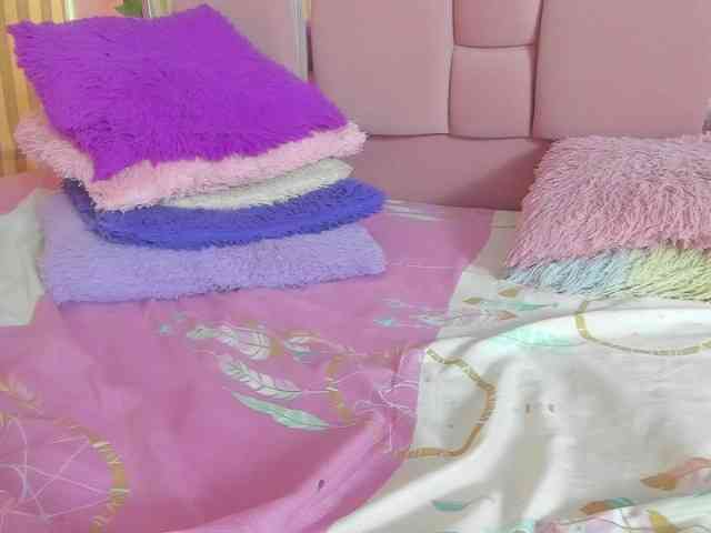 MimiRose1 webcam
