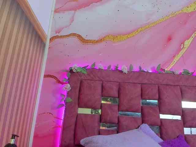MimiRose1 webcam