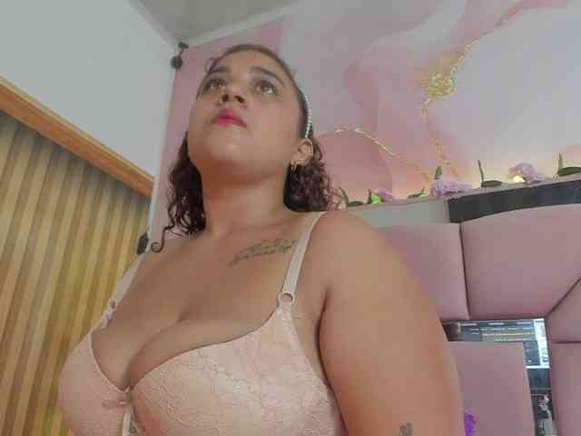 MimiRose1 webcam