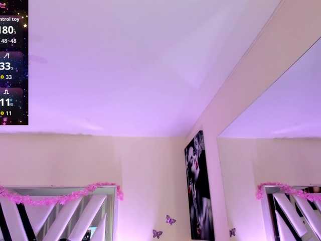 emma-evanss22 live cam on BongaCams